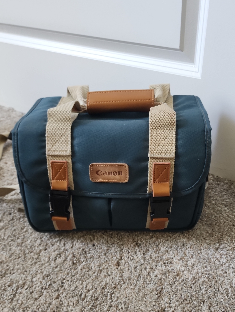 VINTAGE Canon Dark green Camera Bag with Tan Accents